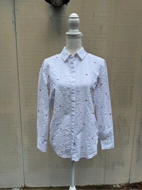 Rails White Taylor Hearts Seersucker Button-Down Blouse with Red HeartEmbroidery
